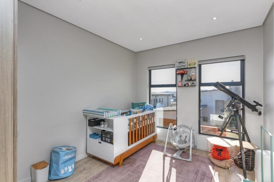 3 Bedroom Property for Sale in Crowthorne AH Gauteng