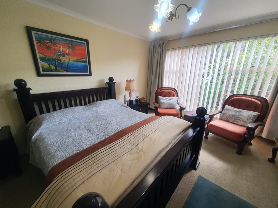 4 Bedroom Property for Sale in Noordheuwel Gauteng