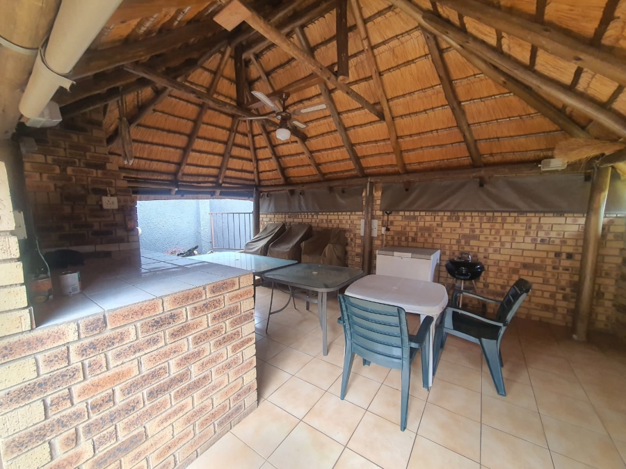 4 Bedroom Property for Sale in Noordheuwel Gauteng