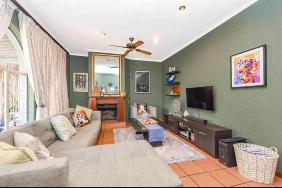 3 Bedroom Property for Sale in Brackendowns Gauteng