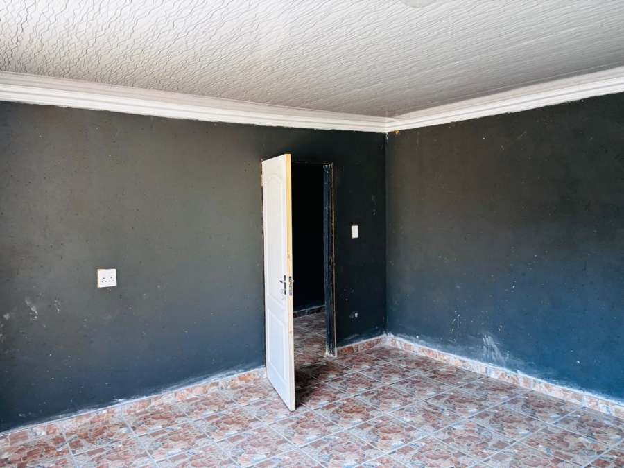 To Let 1 Bedroom Property for Rent in Krugersdorp West Gauteng