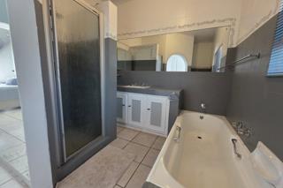 4 Bedroom Property for Sale in Magalieskruin Gauteng
