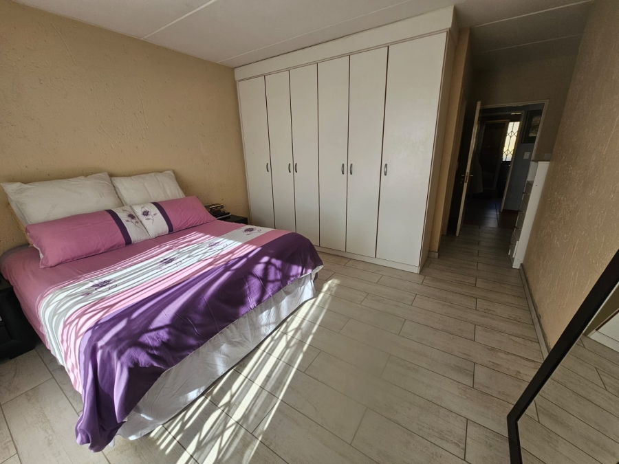 2 Bedroom Property for Sale in Meyersdal Gauteng