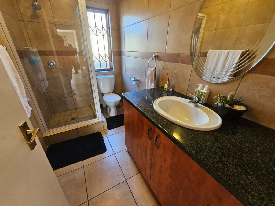 2 Bedroom Property for Sale in Meyersdal Gauteng