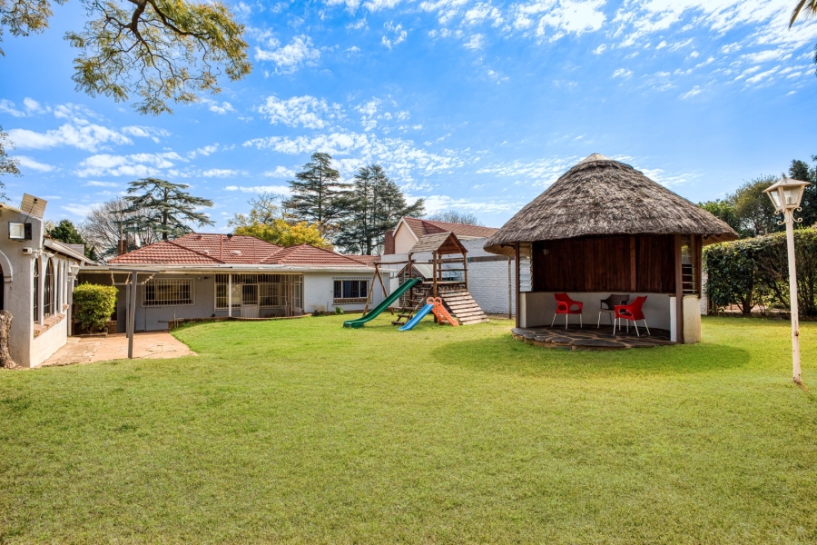 3 Bedroom Property for Sale in Linden Gauteng