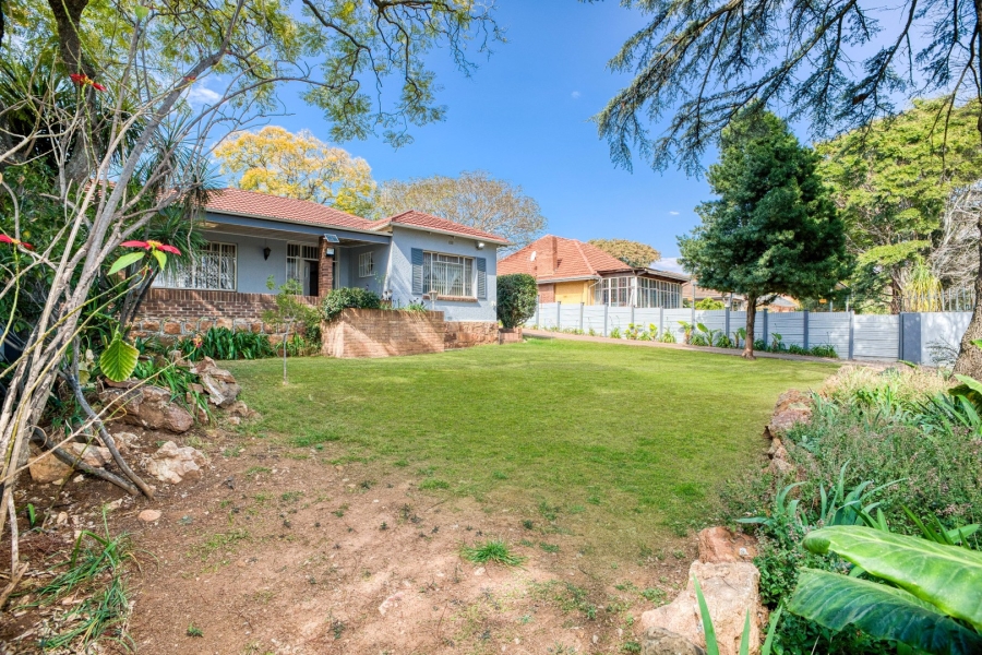 3 Bedroom Property for Sale in Linden Gauteng