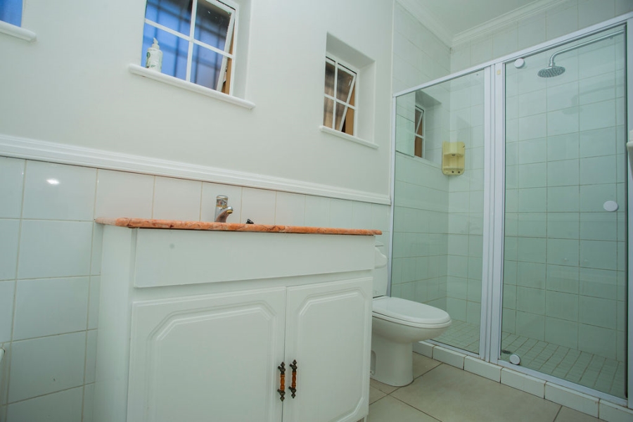 To Let 3 Bedroom Property for Rent in Bryanston Gauteng