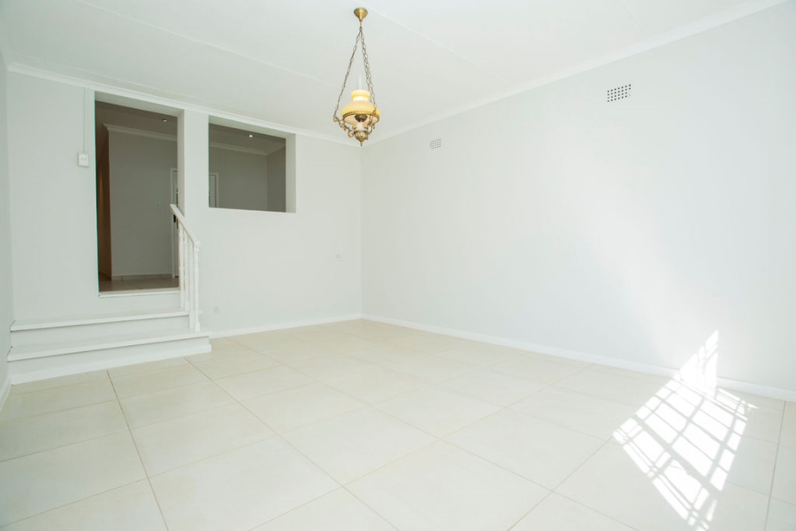 To Let 3 Bedroom Property for Rent in Bryanston Gauteng