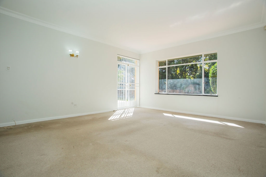 To Let 3 Bedroom Property for Rent in Bryanston Gauteng