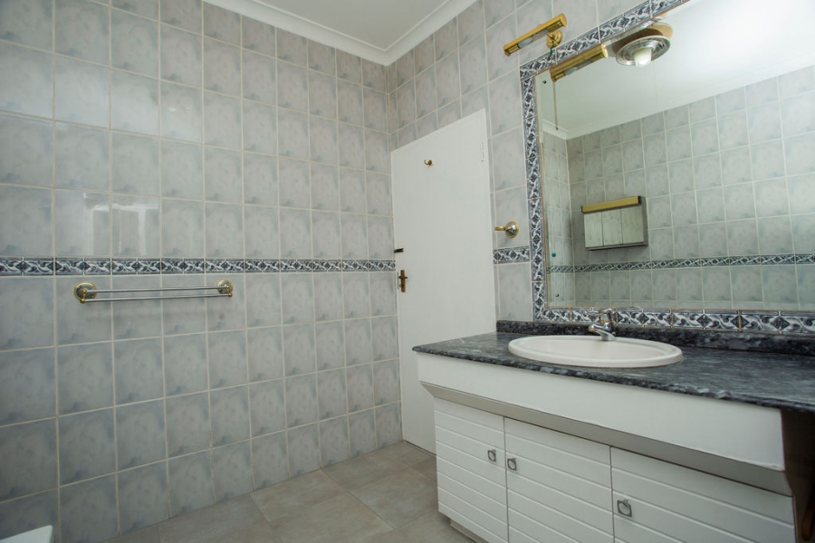 To Let 3 Bedroom Property for Rent in Bryanston Gauteng