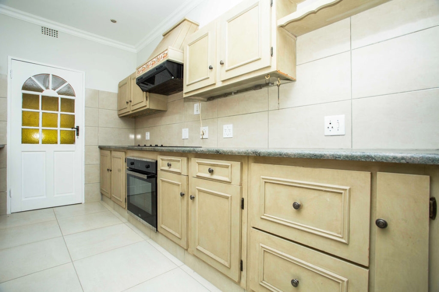 To Let 3 Bedroom Property for Rent in Bryanston Gauteng