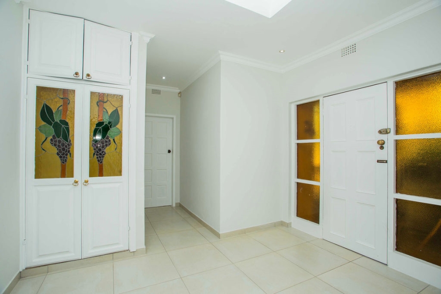To Let 3 Bedroom Property for Rent in Bryanston Gauteng