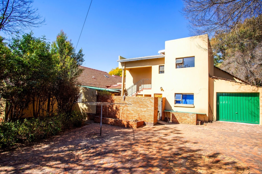 To Let 3 Bedroom Property for Rent in Bryanston Gauteng