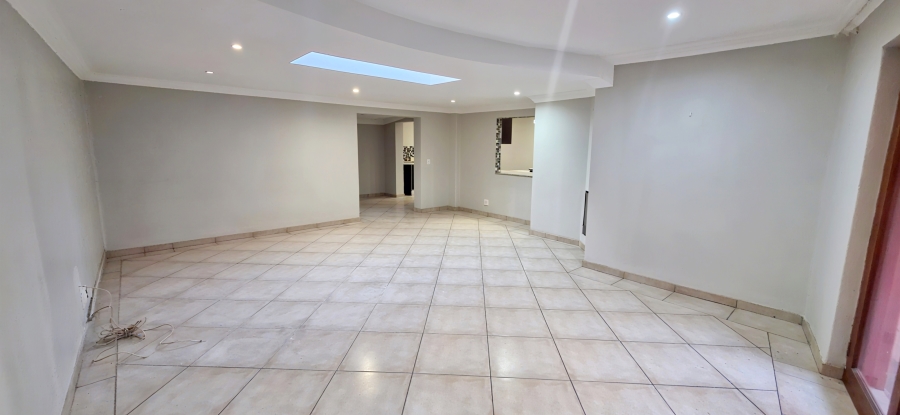 3 Bedroom Property for Sale in Sinoville Gauteng