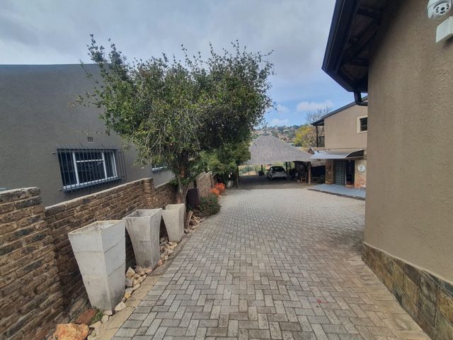 4 Bedroom Property for Sale in Kenmare Gauteng