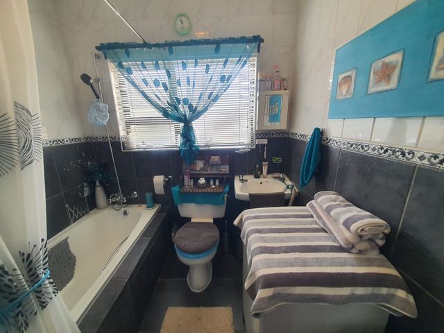 4 Bedroom Property for Sale in Kenmare Gauteng