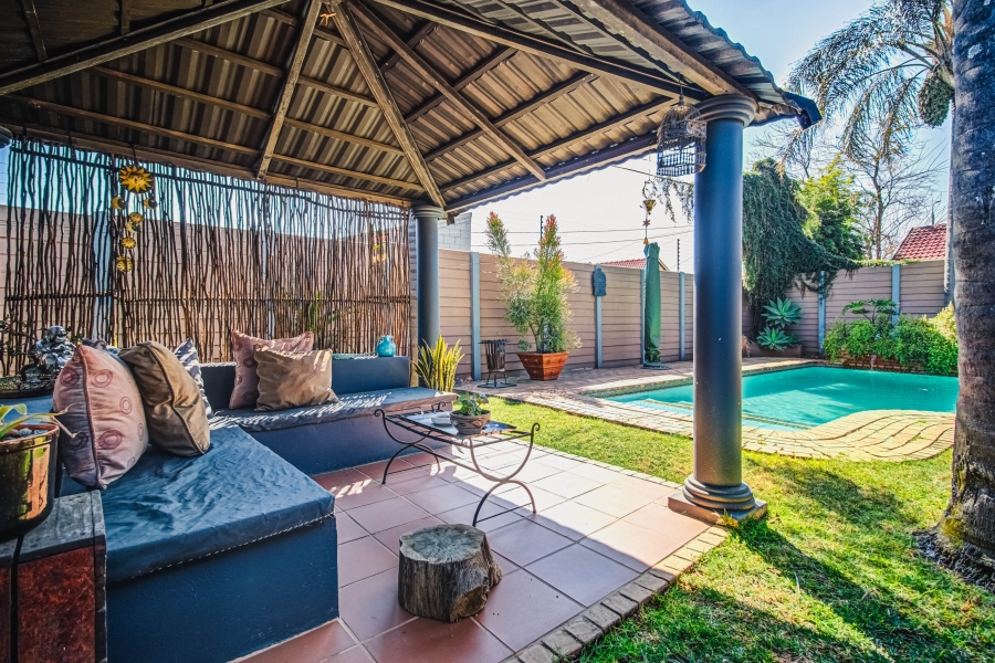 3 Bedroom Property for Sale in Marais Steyn Park Gauteng