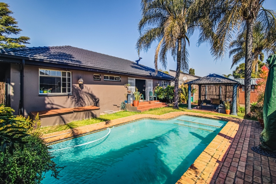 3 Bedroom Property for Sale in Marais Steyn Park Gauteng