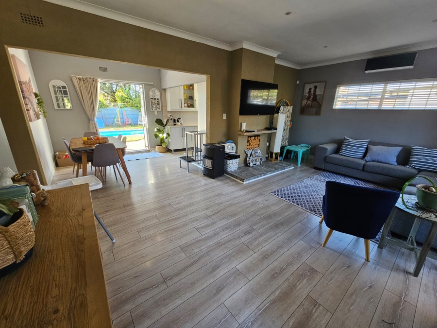 3 Bedroom Property for Sale in Brackenhurst Gauteng