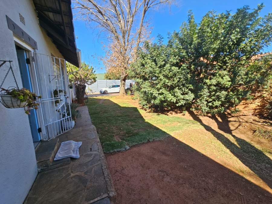 3 Bedroom Property for Sale in Brackenhurst Gauteng