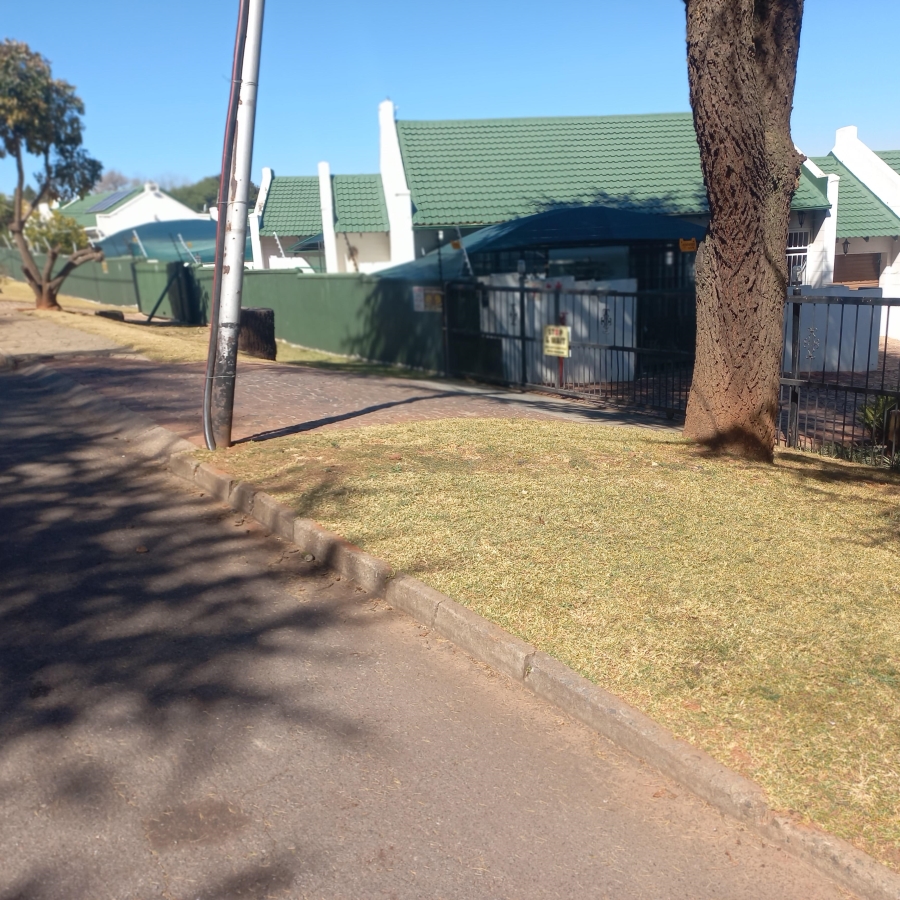 3 Bedroom Property for Sale in Monument Gauteng