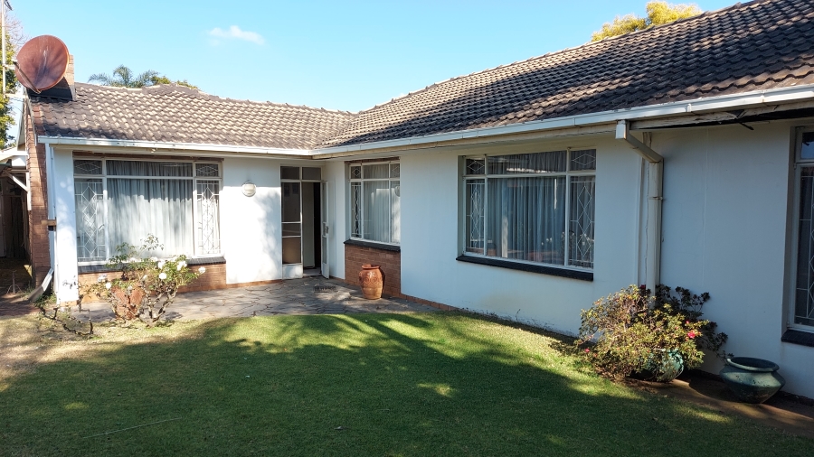 4 Bedroom Property for Sale in Waterkloof Ridge Gauteng