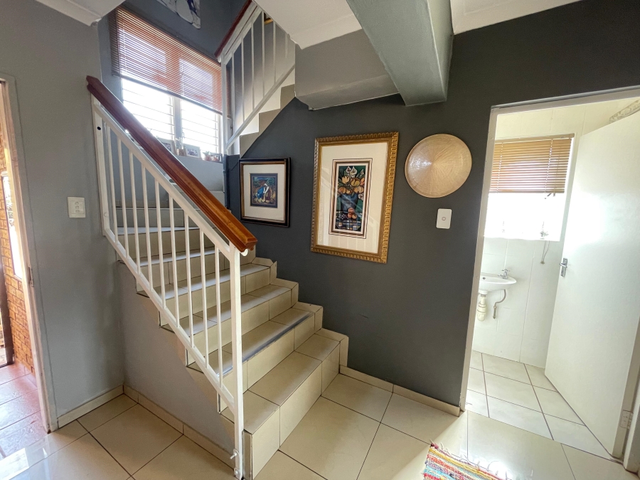 4 Bedroom Property for Sale in Ruimsig Gauteng