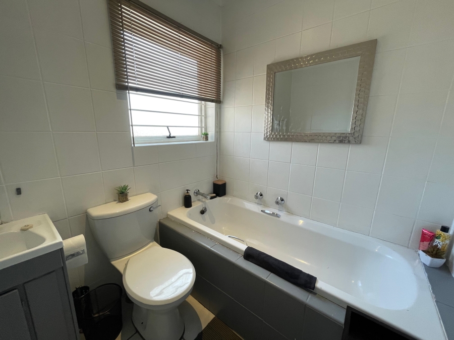 4 Bedroom Property for Sale in Ruimsig Gauteng