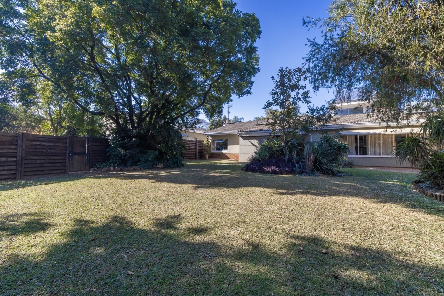 6 Bedroom Property for Sale in Meyerspark Gauteng