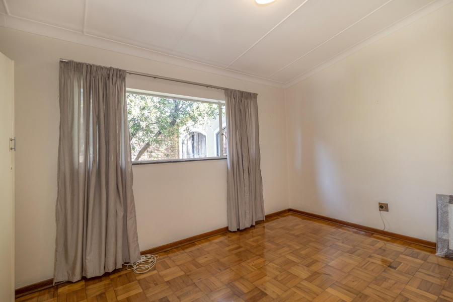 6 Bedroom Property for Sale in Meyerspark Gauteng