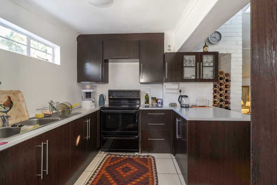 6 Bedroom Property for Sale in Meyerspark Gauteng