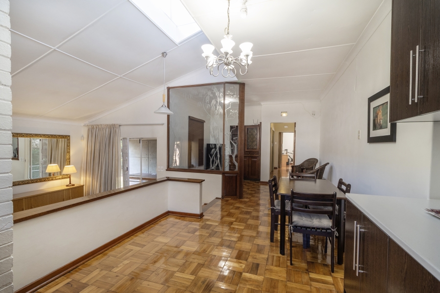 6 Bedroom Property for Sale in Meyerspark Gauteng
