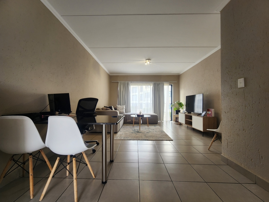 2 Bedroom Property for Sale in Beverley Gauteng