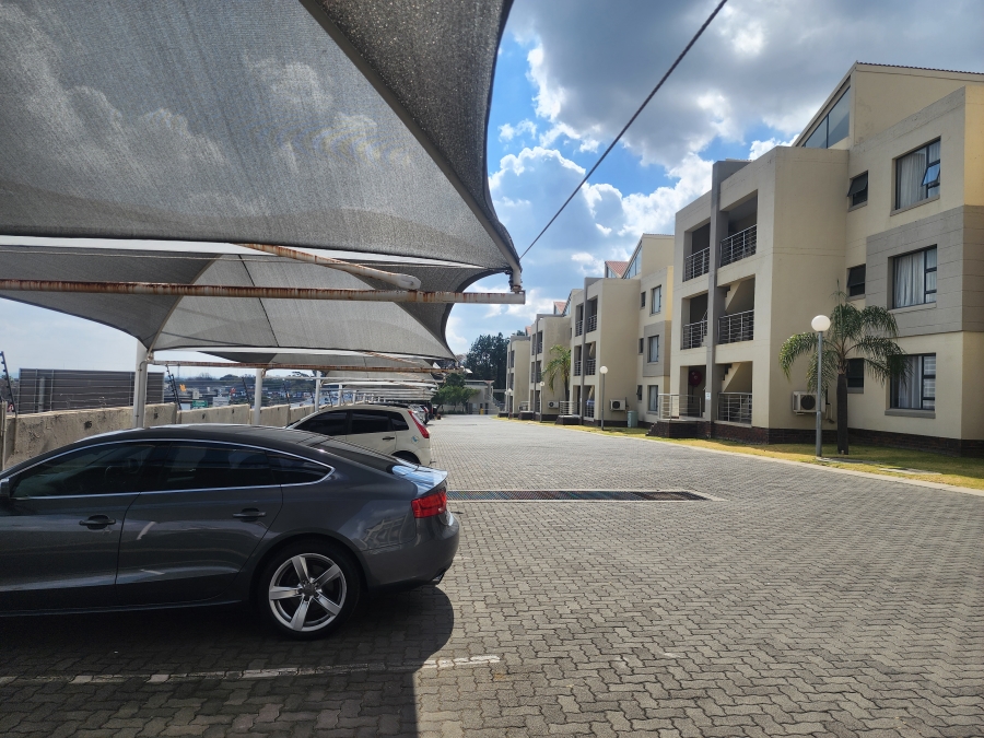2 Bedroom Property for Sale in Beverley Gauteng