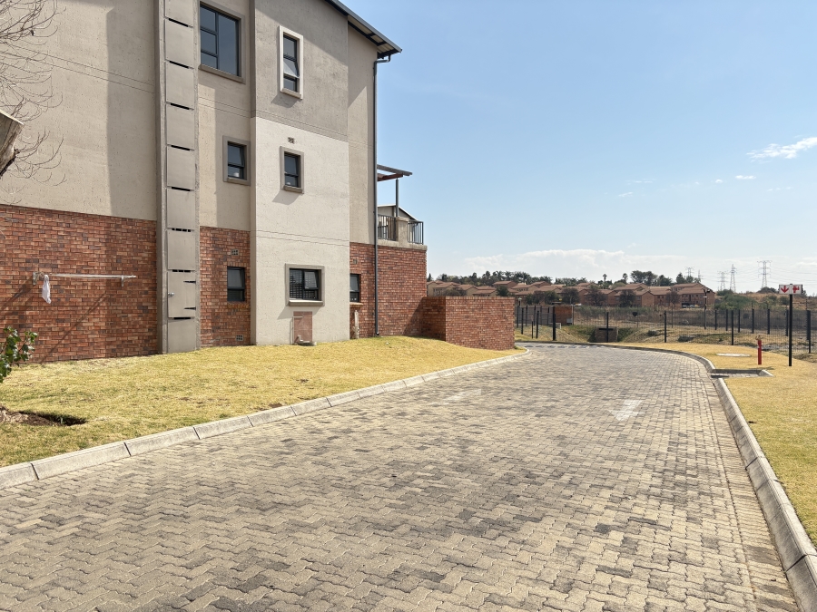 2 Bedroom Property for Sale in Wilgeheuwel Gauteng