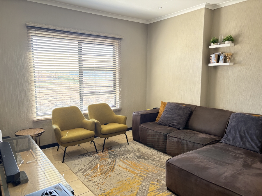2 Bedroom Property for Sale in Wilgeheuwel Gauteng