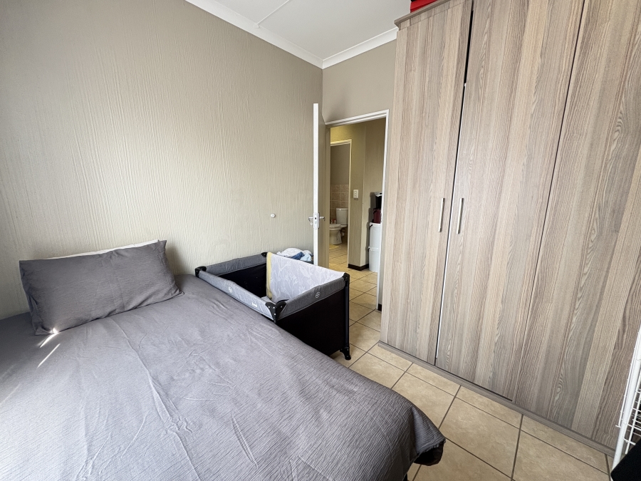 2 Bedroom Property for Sale in Wilgeheuwel Gauteng