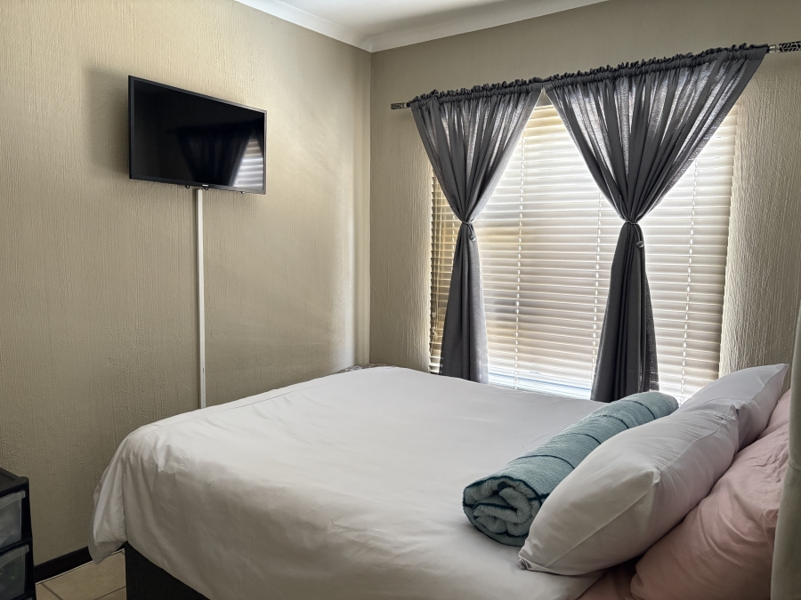 2 Bedroom Property for Sale in Wilgeheuwel Gauteng