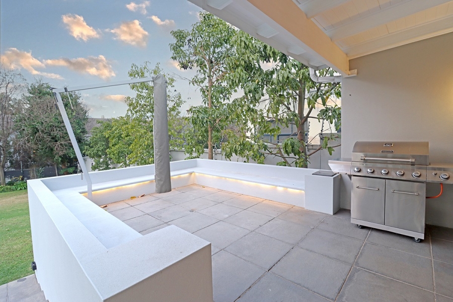 5 Bedroom Property for Sale in Bryanston Gauteng