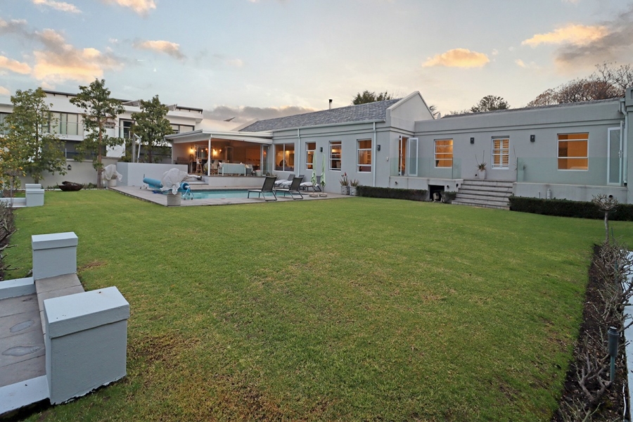 5 Bedroom Property for Sale in Bryanston Gauteng