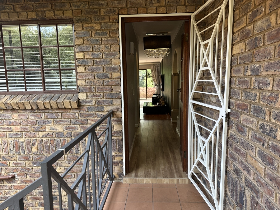 2 Bedroom Property for Sale in Northgate Gauteng