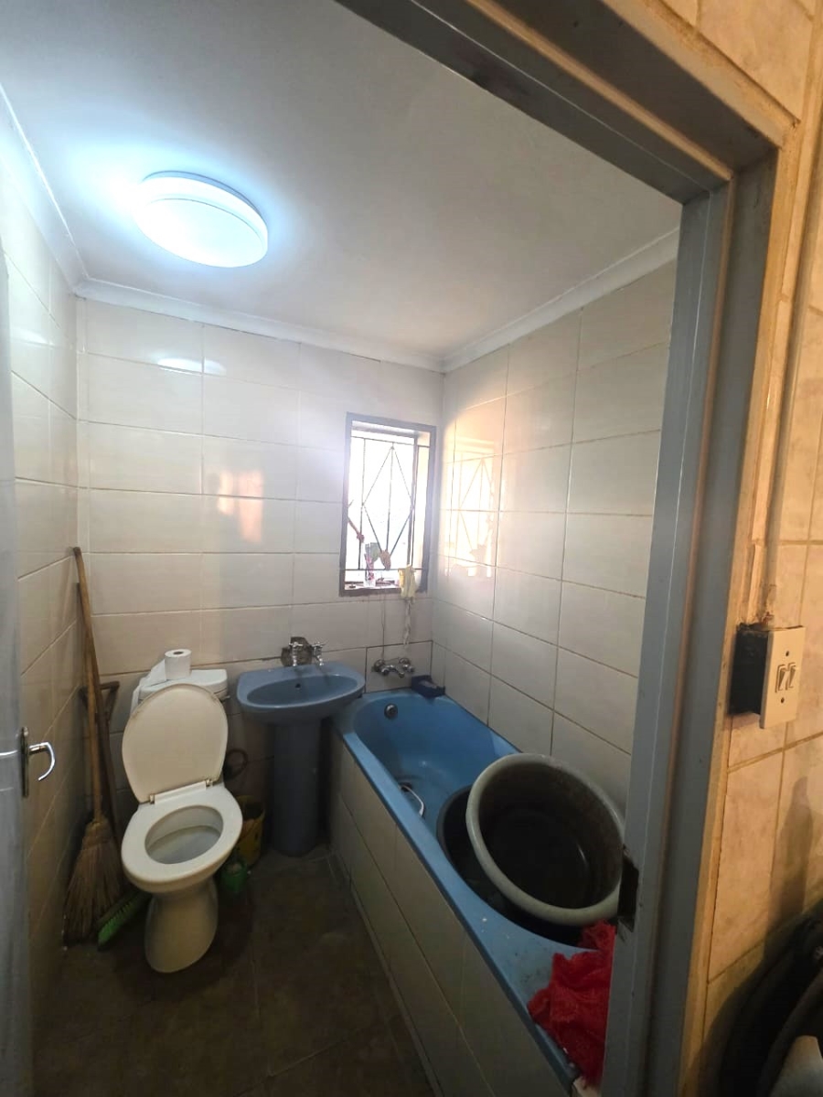 4 Bedroom Property for Sale in Pennyville Gauteng