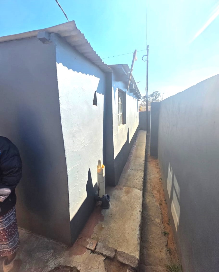 4 Bedroom Property for Sale in Pennyville Gauteng
