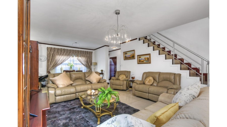 3 Bedroom Property for Sale in Halfway Gardens Gauteng