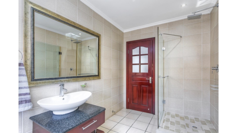 3 Bedroom Property for Sale in Halfway Gardens Gauteng