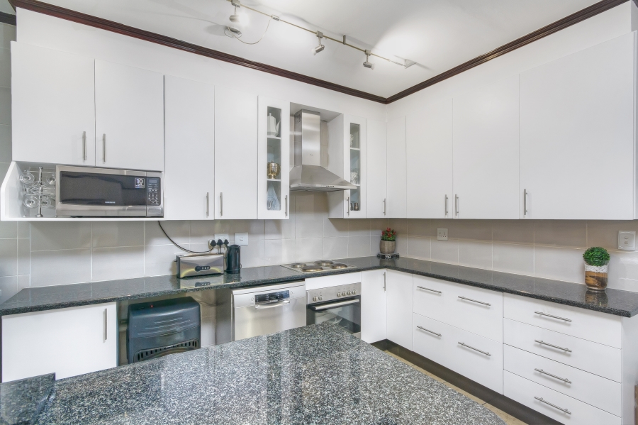 3 Bedroom Property for Sale in Halfway Gardens Gauteng