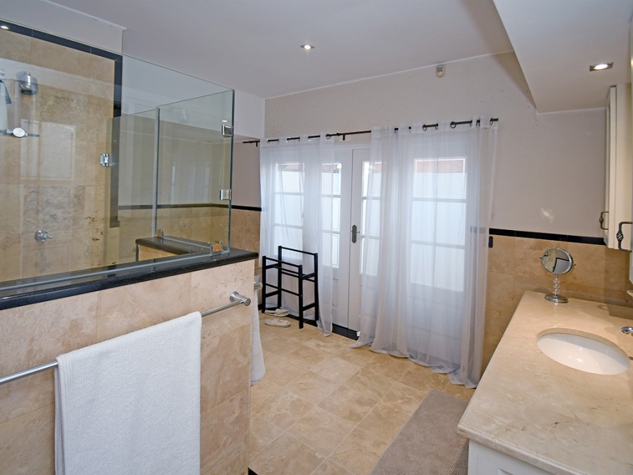 5 Bedroom Property for Sale in Bryanston Gauteng