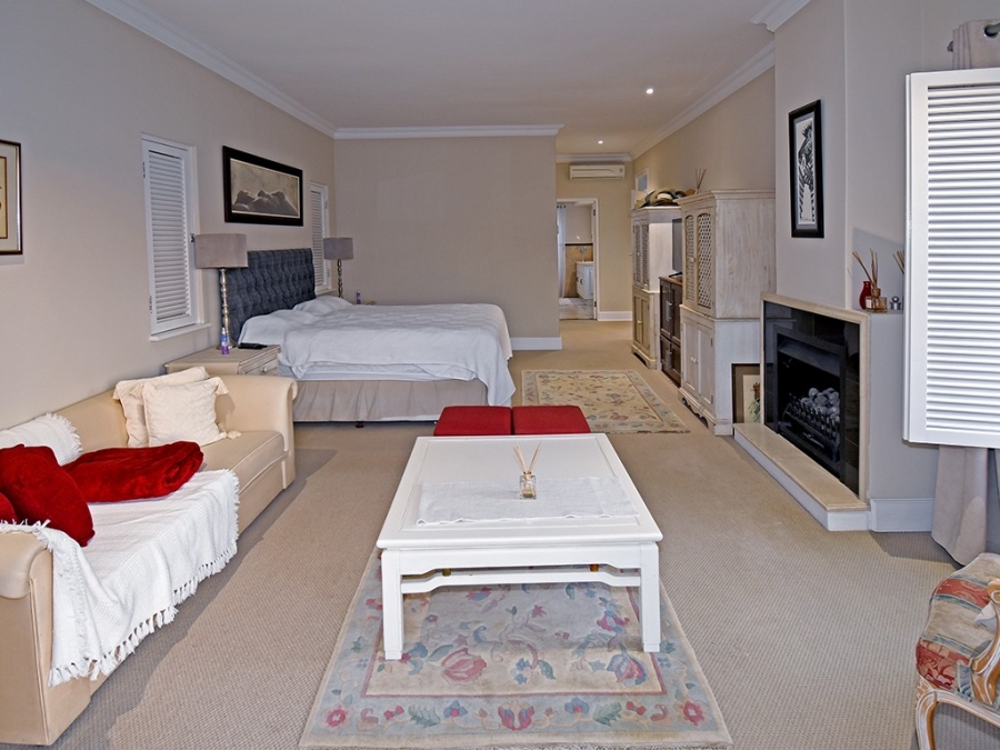 5 Bedroom Property for Sale in Bryanston Gauteng