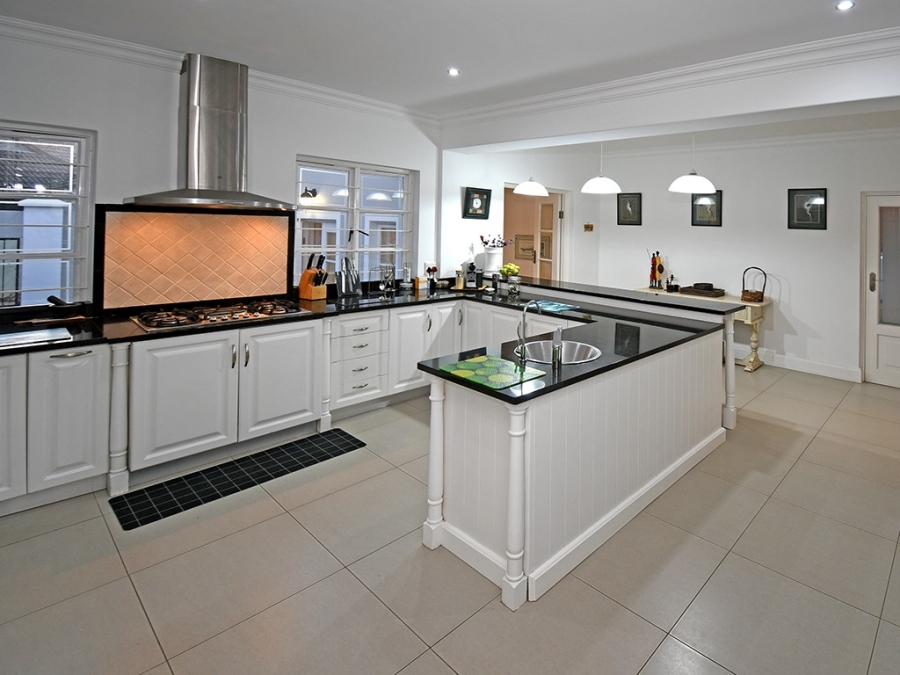 5 Bedroom Property for Sale in Bryanston Gauteng