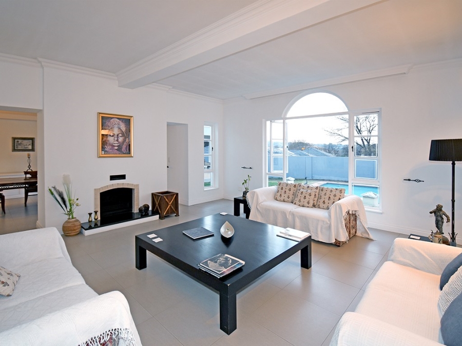 5 Bedroom Property for Sale in Bryanston Gauteng